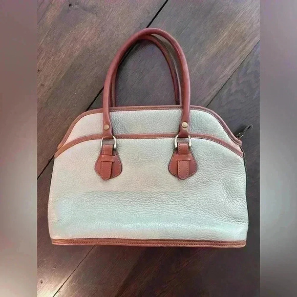 Liz Claiborne Handbags - Vintage Liz Claiborne All Weather Domed Satchel